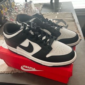 Nike Dunk Low Panda size 10